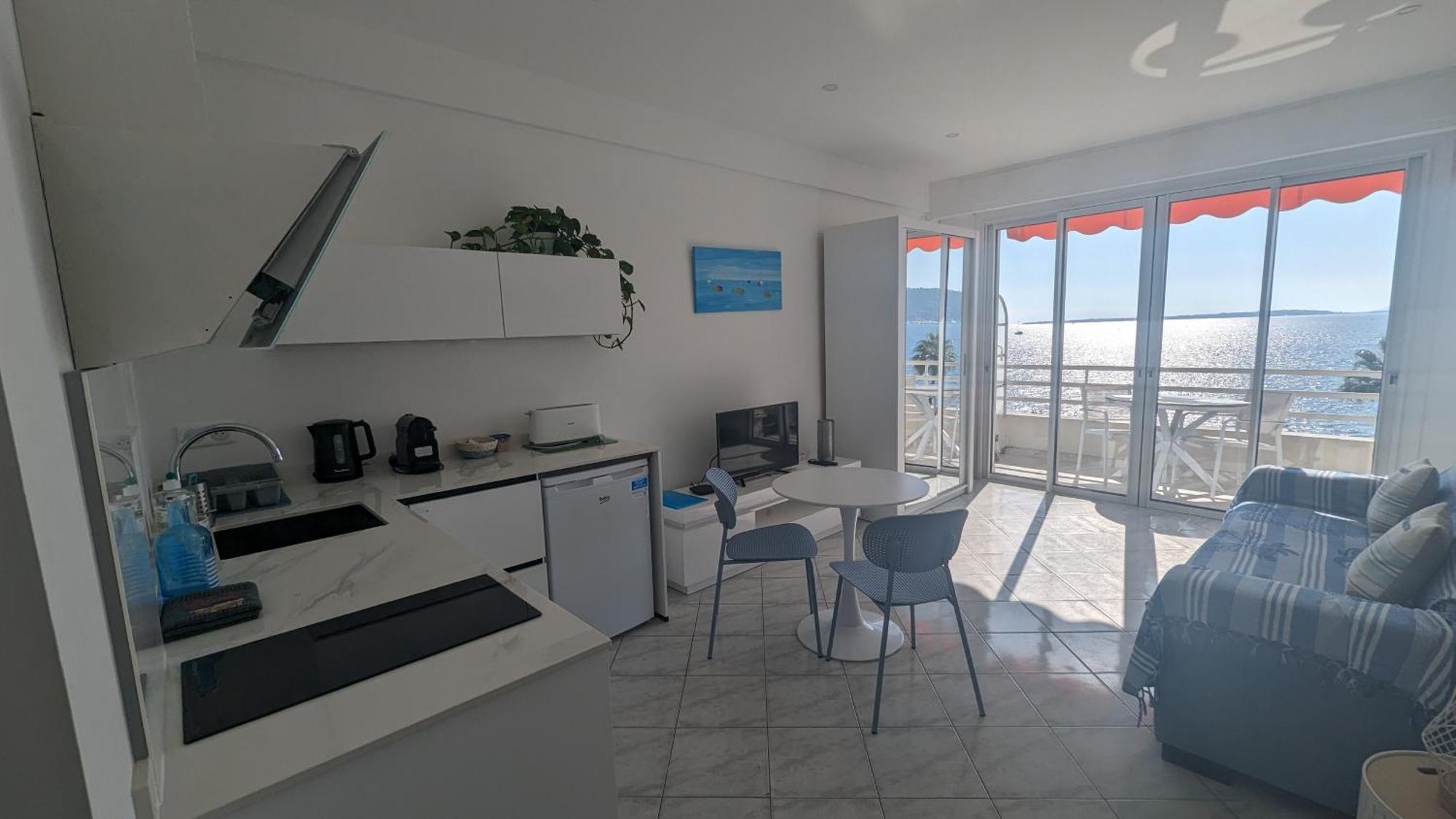 Appartement Le Palais Juan Extérieur photo